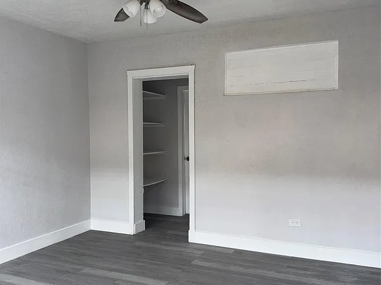 731 NW 56th St — Photo 6
