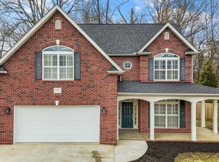 10822 Gable Run Dr, Knoxville, TN 37931