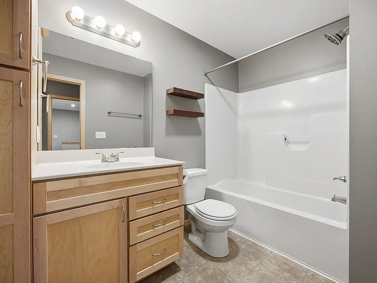2414 Catskill Ct — Photo 8