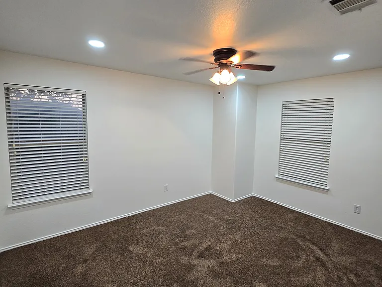 1207 Bellcrest Dr — Photo 13
