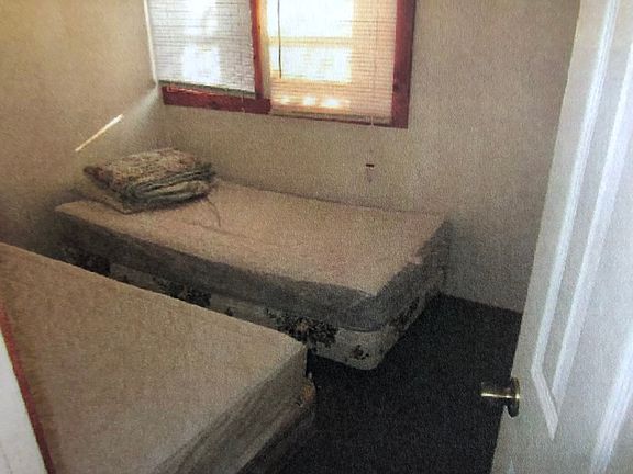 Bedroom #1