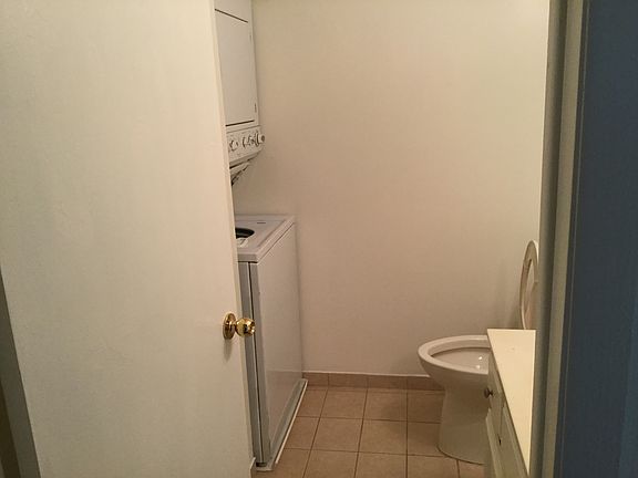 5th image of 1825 Brentwood Dr