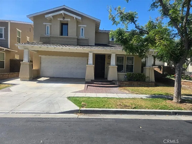 2226 Evans St — Photo 3