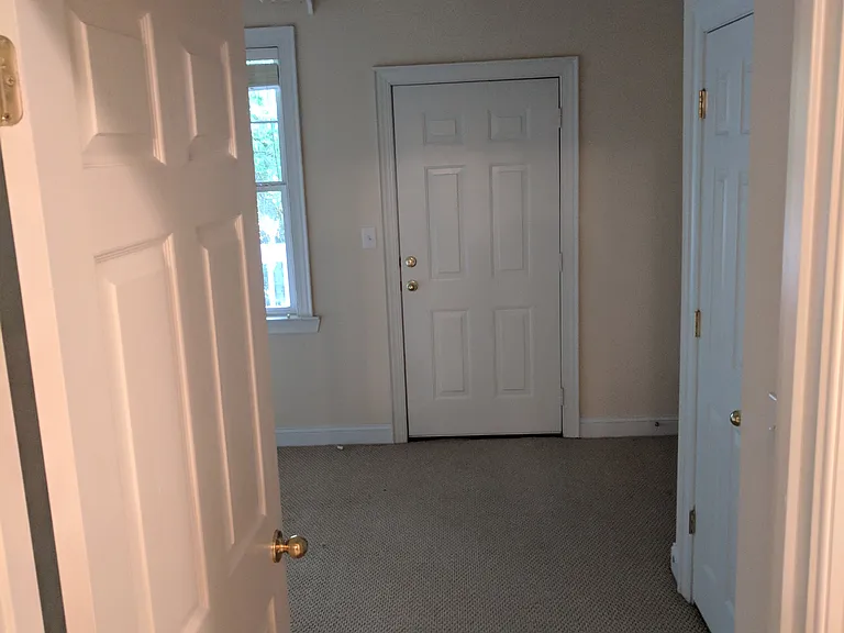 5609 Fairview Rd #6 — Photo 13