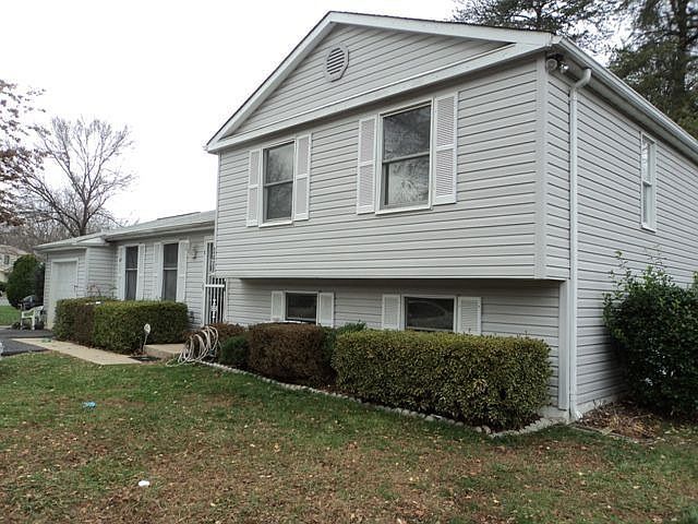 1st image of 3400 Chelsea Dr