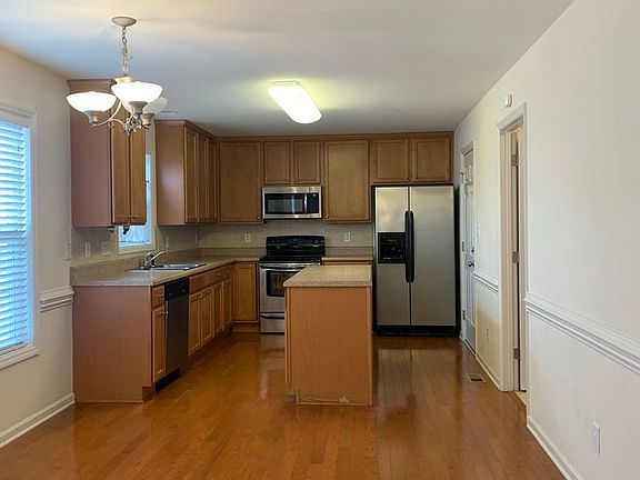 5th image of 117 Harlon Ct