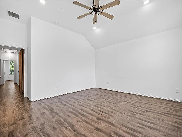 4743 Glen Isle Dr — Photo 24