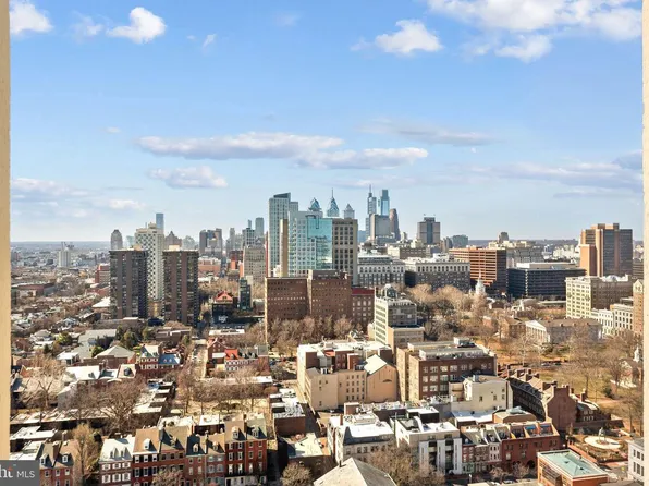 200 Locust St APT 29A, Philadelphia, PA 19106