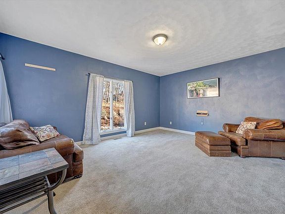 3rd image of 1716 Rubley Ln