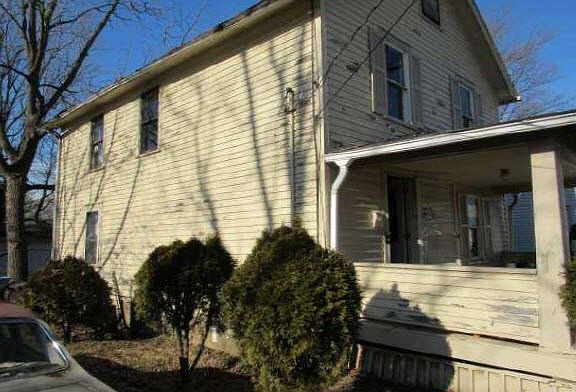 2nd image of 1516 Nichols Ave