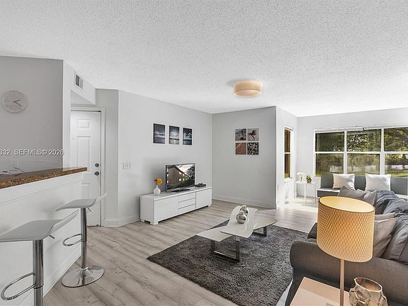 2nd image of 12980 Vista Isles Dr APT 317