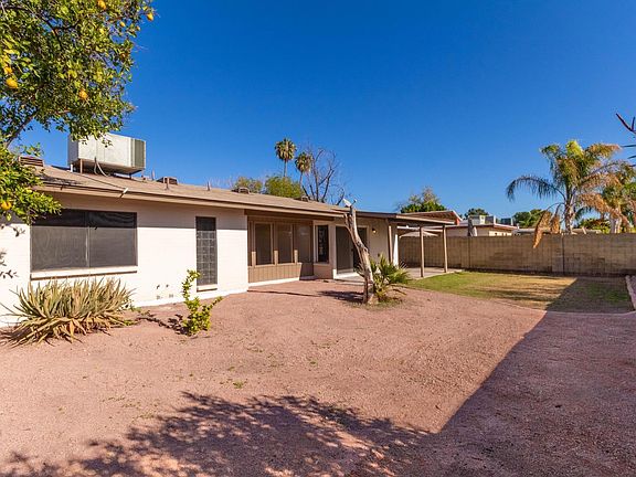 2nd image of 1409 W Naranja Ave