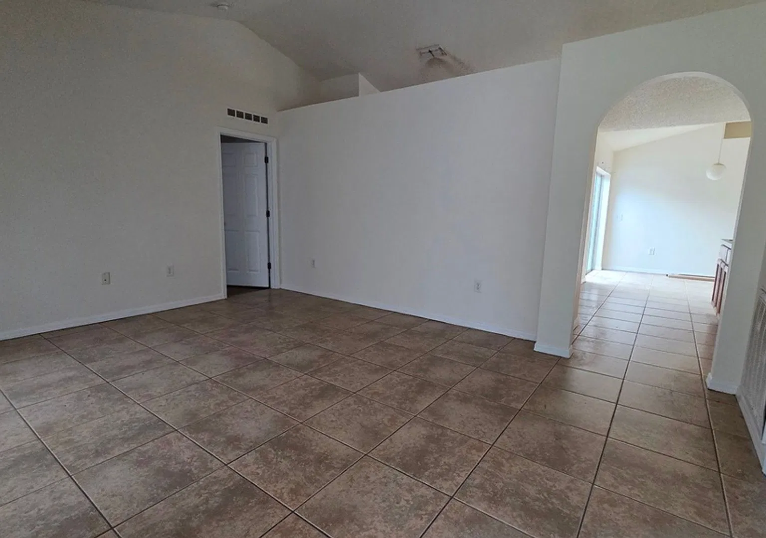 Citrus Springs 4/2/2 — Photo 2