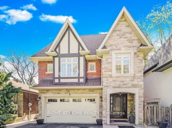 3 Westrose Ave, Toronto, ON M8X 1Z9