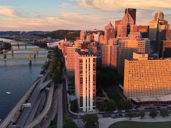 320 Fort Duquesne Blvd APT 19D, Pittsburgh, PA 15222
