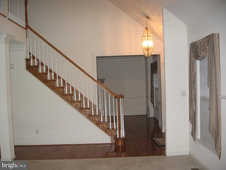 218 Silverbell Ct — Photo 11