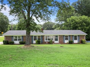 224 Stone Mill Ln NW, Marietta, GA 30064