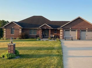 13364 Harvest Moon Rdg, Sherrill, IA 52073