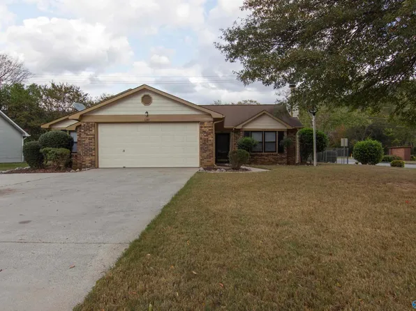 1107 Kinsey Dr SE, Huntsville, AL 35803