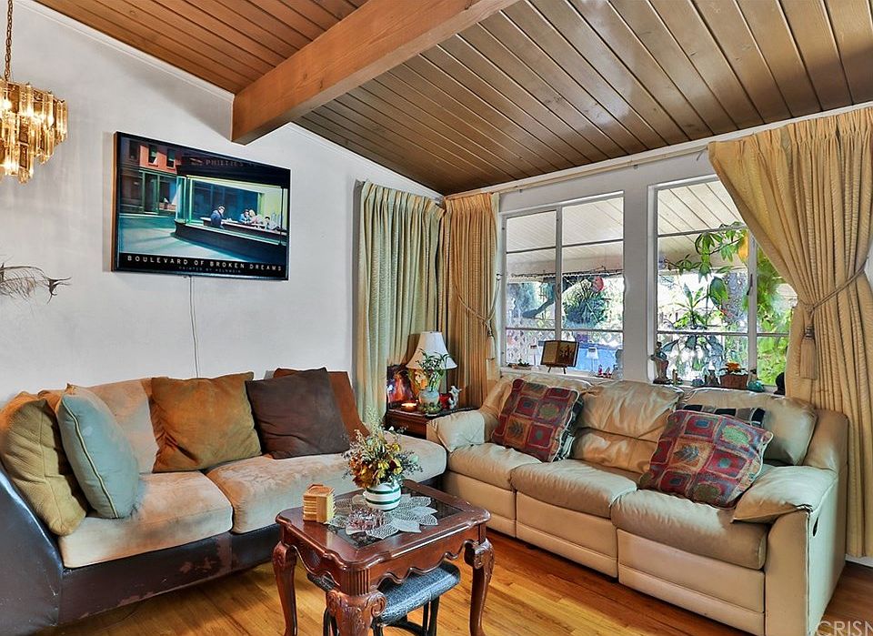 1st image of 8442 Matilija Ave