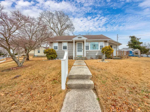 504 Holmes Ave, Cape May, NJ 08204