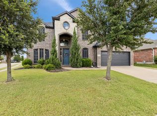 3064 Hidden Valley Dr, Fort Worth, TX 76177