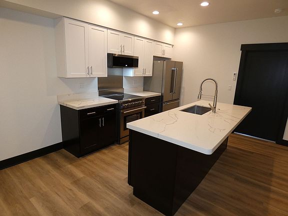2nd image of 1827 Melody Ln #102