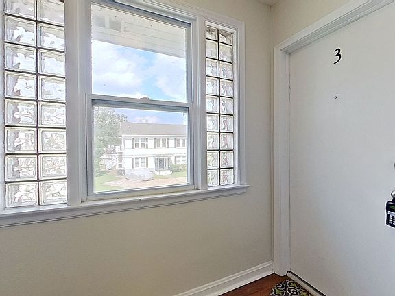 4th image of 1274-1276 Belmont Ter #3