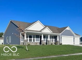 222 Maggie Ln, Batesville, IN 47006