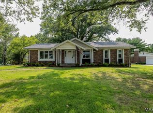 6903 Singingwood Ln, Saint Louis, MO 63129