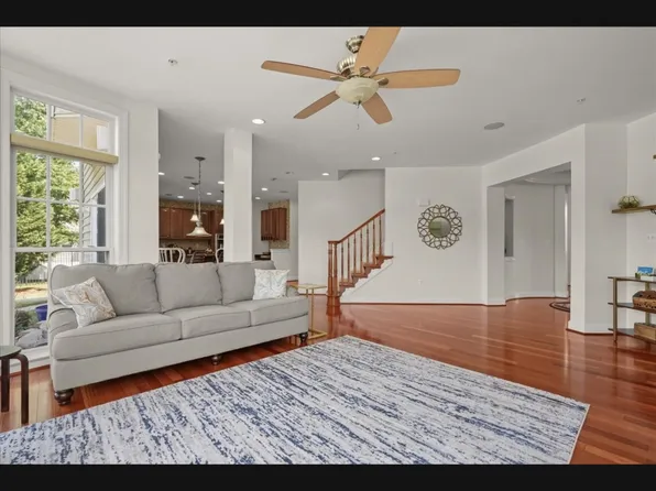 12920 Vicar Woods Ln, Bowie, MD 20720