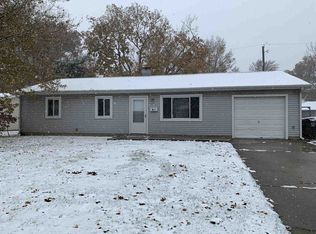 805 E Washington Center Rd, Fort Wayne, IN 46825