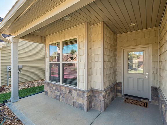 2nd image of 12040 Woodhollow Ln