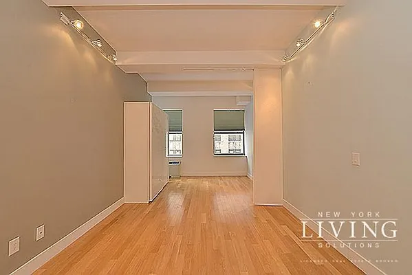 Rented by NY Living Solutions | media 30