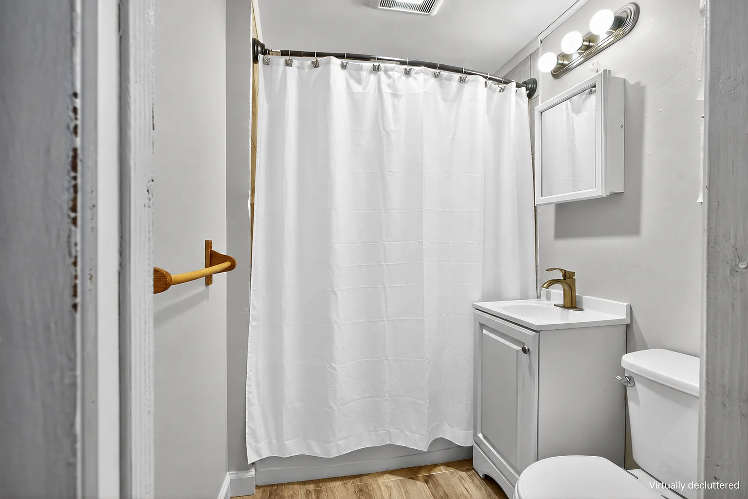 3 bed, 1.5 bath, $2,400 — Photo 3