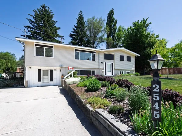 2545 Colleen Rd, West Kelowna, BC V1Z 2K6