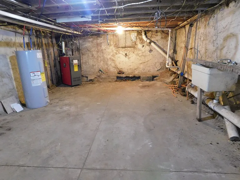 5341 Hadfield St — Photo 13