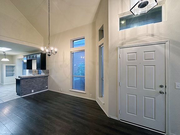 3rd image of 11240 Chaucer Dr #11240
