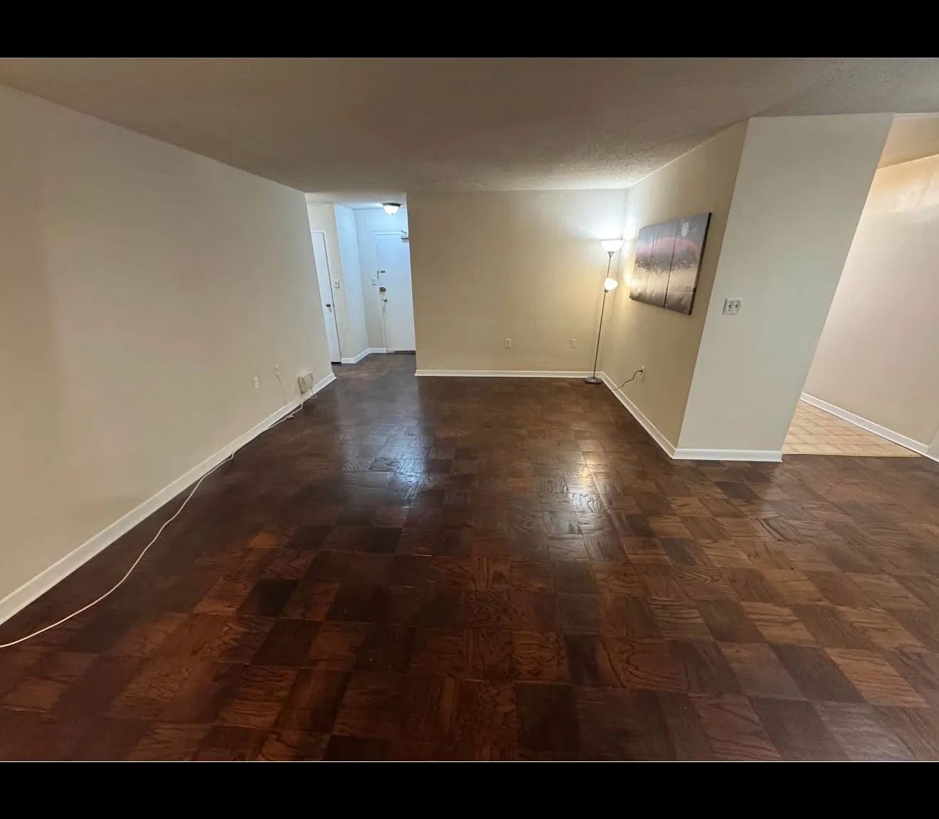 1 bed, 800 sqft, $2,100 — Photo 3