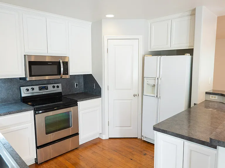209 Ash St #C — Photo 7
