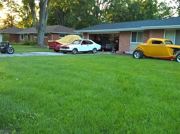 2094 Marcia Dr, Bellbrook, OH 45305