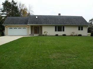 1605 Golf Rd, Eau Claire, WI 54701