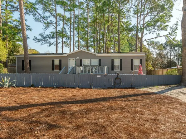 1416 Cape Ln, Niceville, FL 32578
