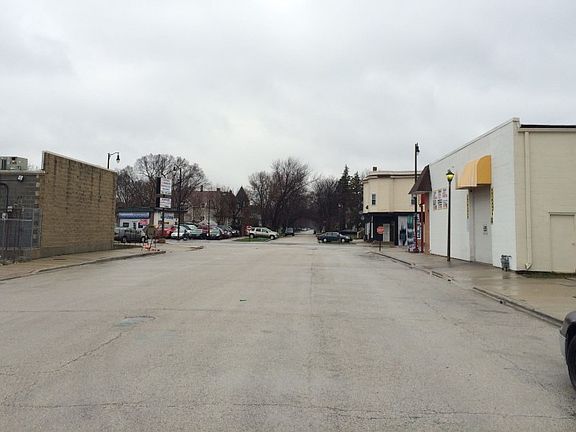 4th image of 11 N 4th Ave