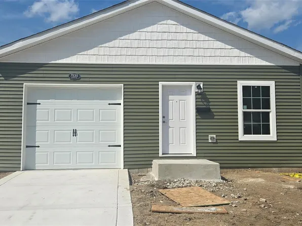 7543 Packard Ave, Warren, MI 48091