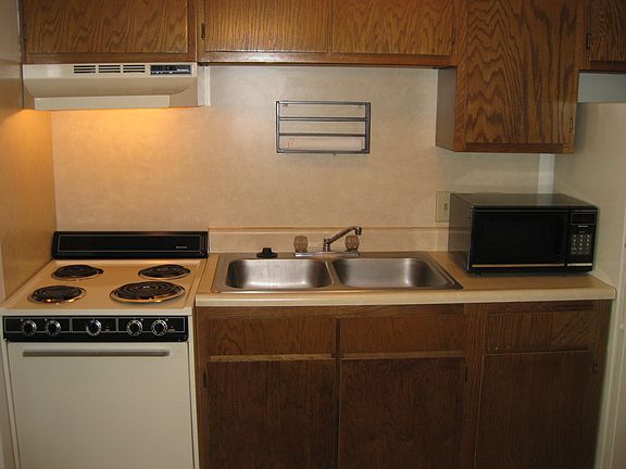 2nd image of 364 W Lane Ave