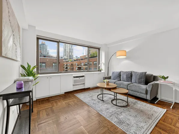 425 East 63rd Street image 1 of 13
