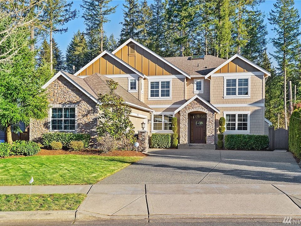 Stunning Murray Franklyn Home