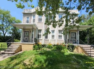 233 Leicester Ct, Detroit, MI 48202
