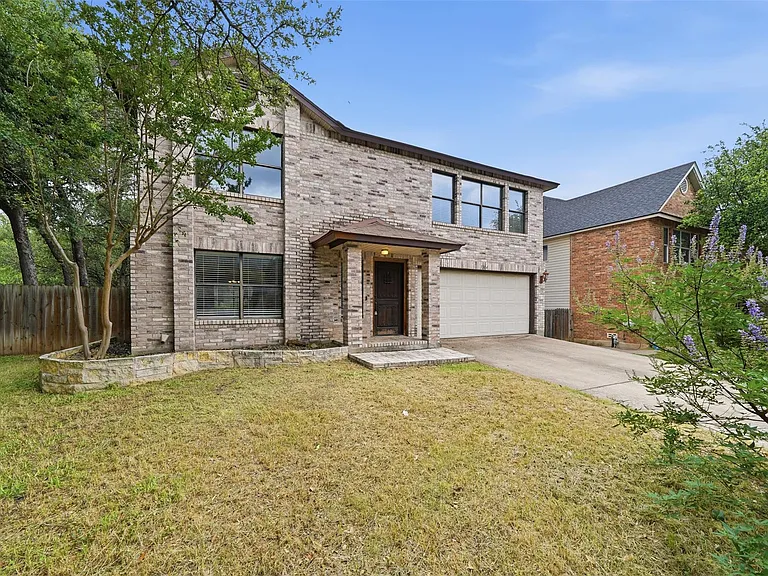 1304 Irene Dr — Photo 3